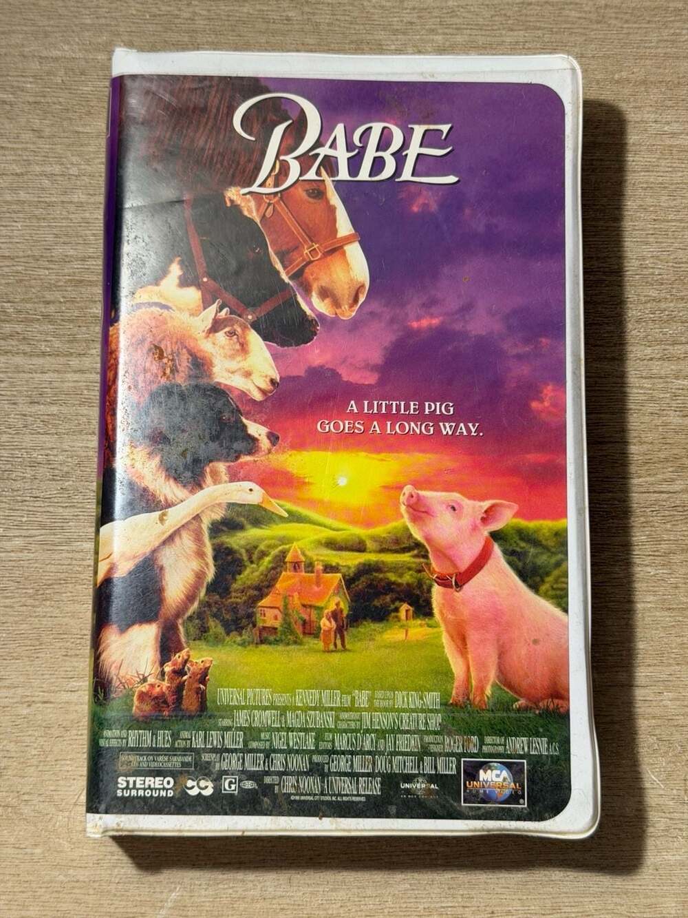 Babe (1995) VHS Tape MCA Universal Home Video